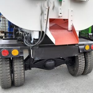 Máy trộn bê tông 2 trục di chuyển