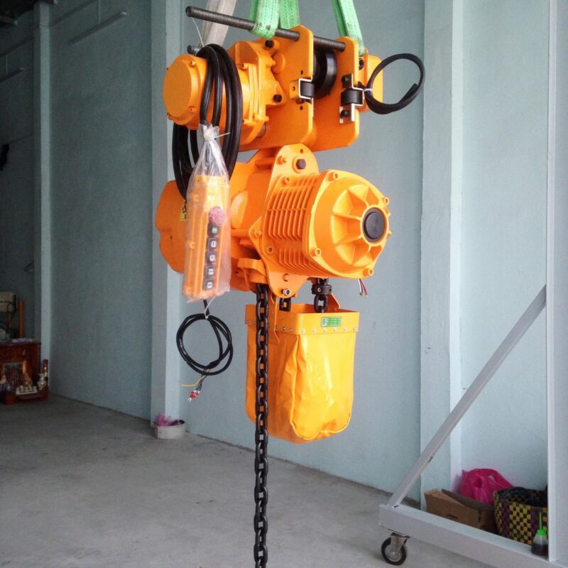 Pa lăng xích điện 1 tấn di chuyển