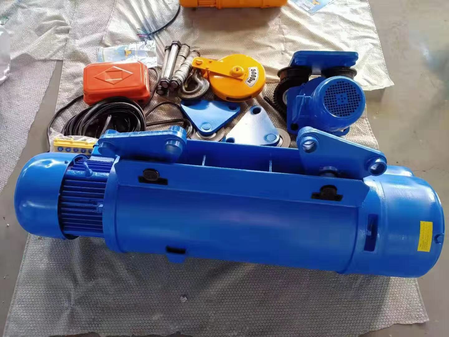 Pa lăng cáp điện CD1