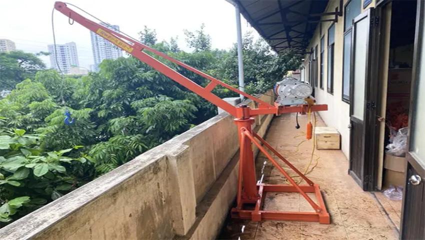 Khung cẩu 360 độ 500kg và ứng dụng thực tế